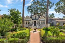 Your Downtown Oasis Getaway: The Paso Palm House
